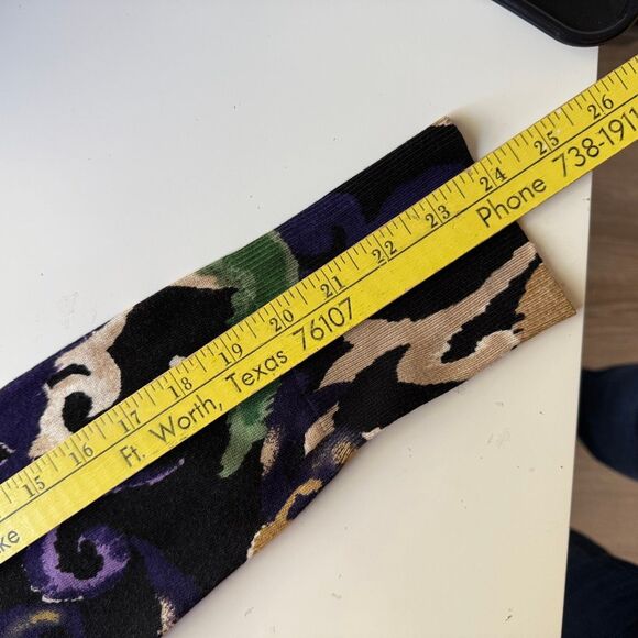 Chico's Scroll Print Lightweight V-Neck Sweater, Size 8 - Picture 7 of 9